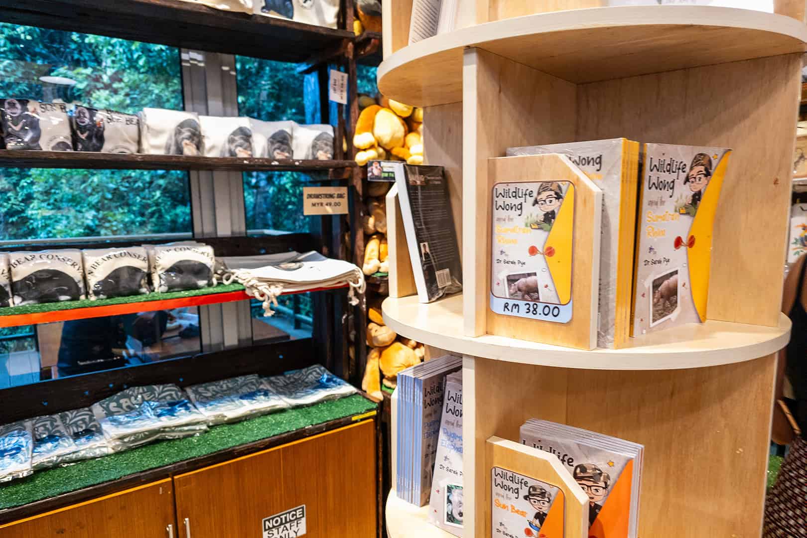 Gift shop Bornean Sun Bear Conservation Centre (BSBCC) in Sabah