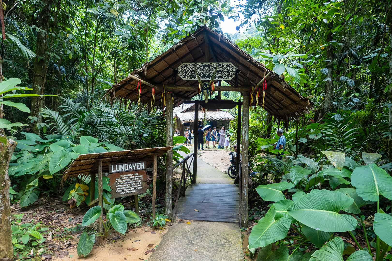 Ingang Lundayeh Mari Mari Cultural Village (Kota Kinabalu)