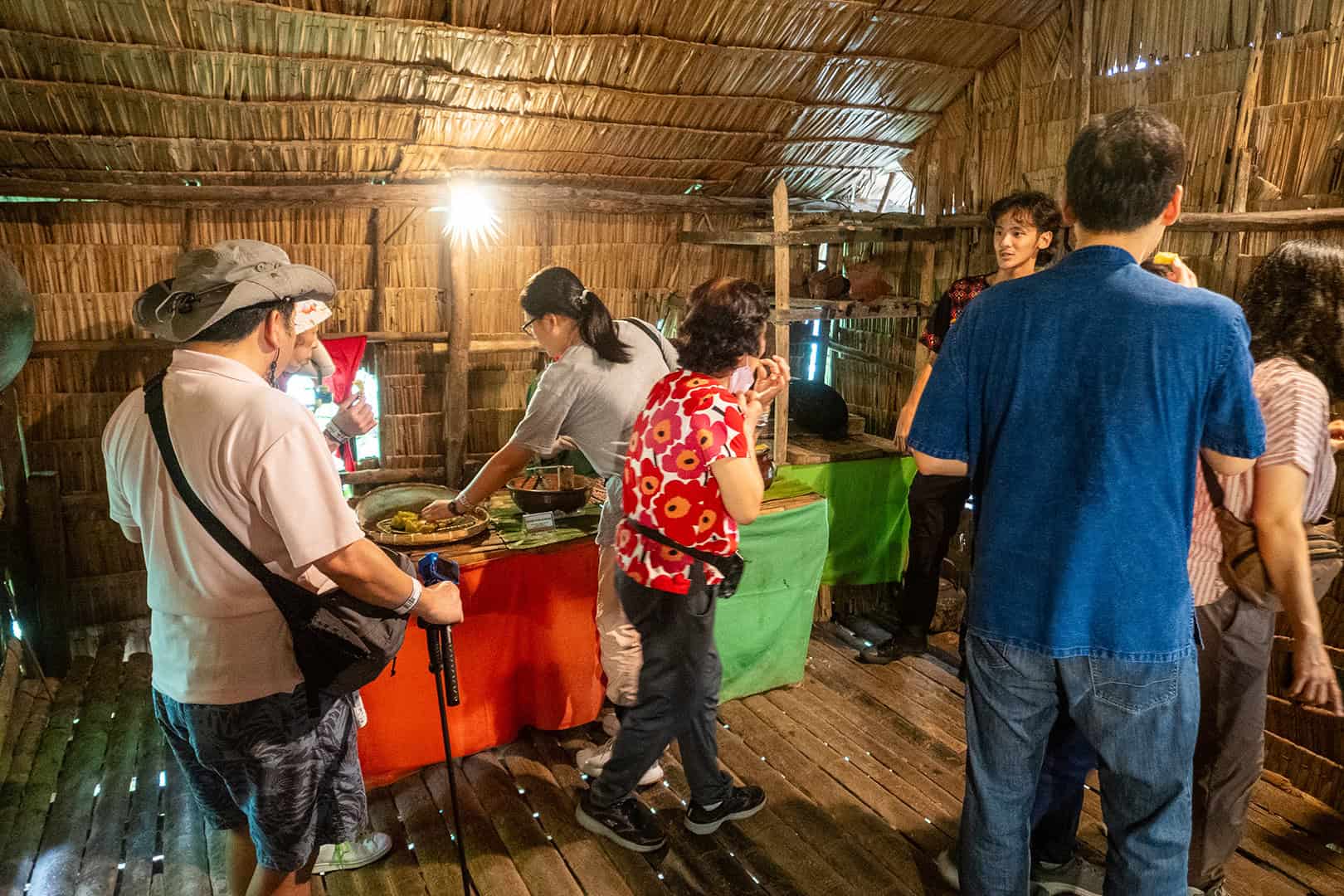 Binnen bij Mari Mari Cultural Village (Kota Kinabalu)