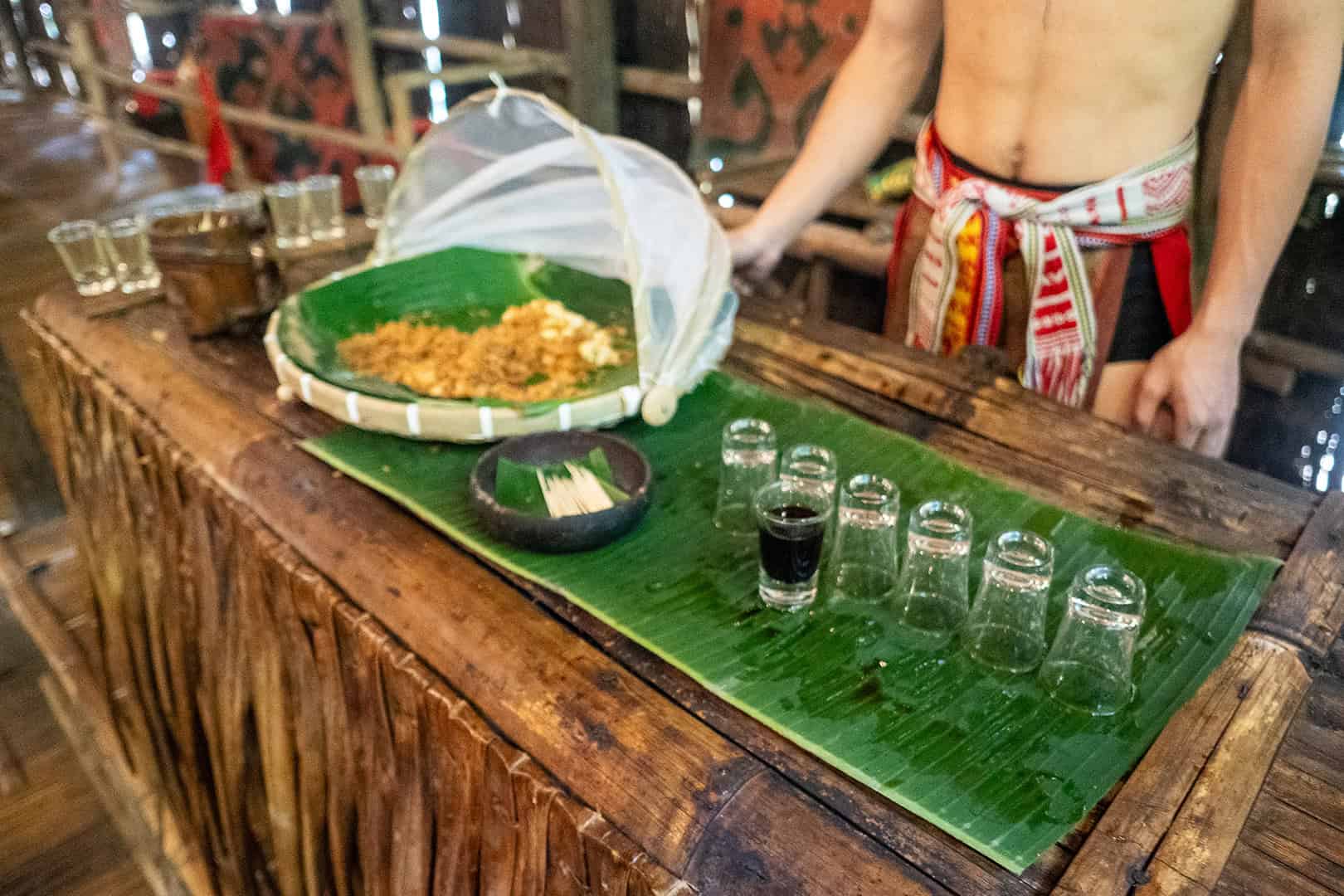 Typisch drankje van de Murut bij Mari Mari Cultural Village (Kota Kinabalu)