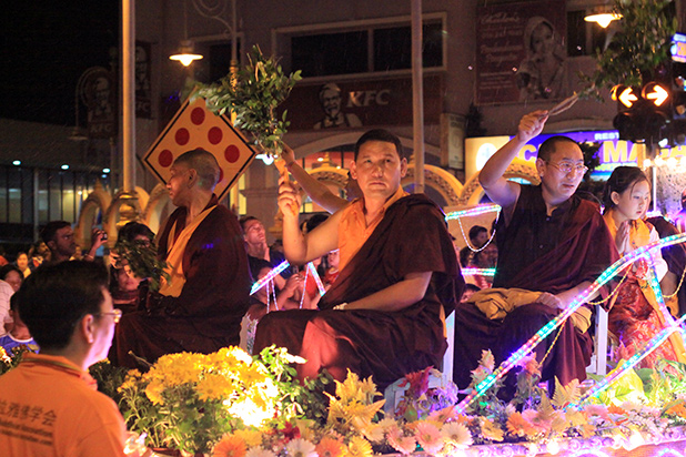 wesak-dag-parade-maleisie-6