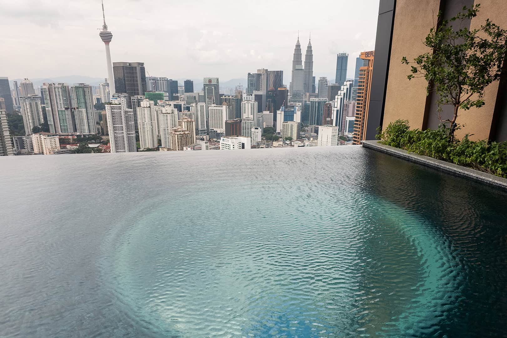 Rooftop pool, Lucentia Residences, Lalaport BBCC in Kuala Lumpur