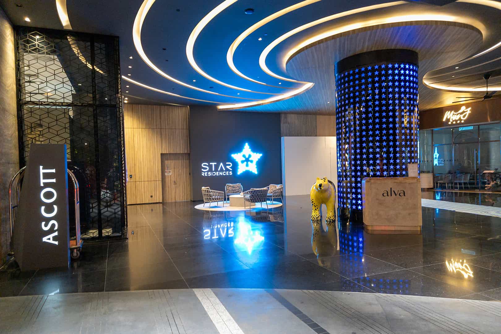 Ingang Star Suites KLCC (binnen Star Residences).