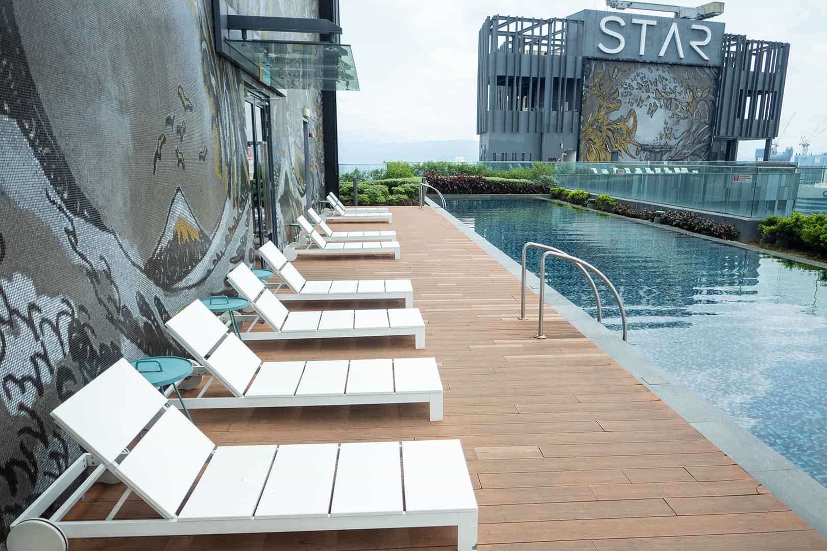 Rooftop pool Star Suites KLCC (Star Residence Kuala Lumpur).