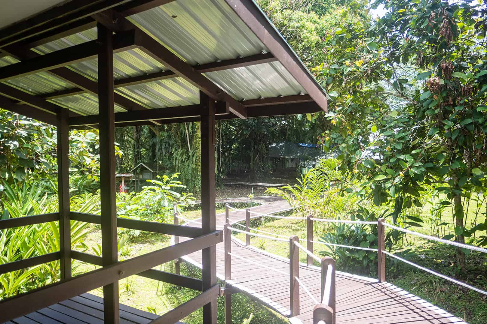 Porch Mulu Park HQ Accommodation