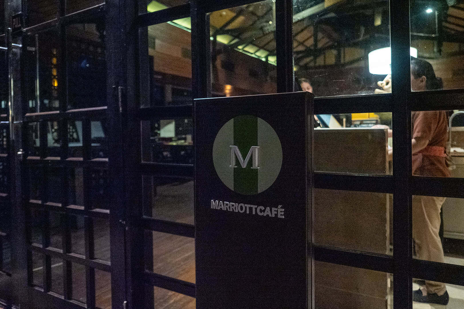Ingang restaurant Mulu Marriott Resort