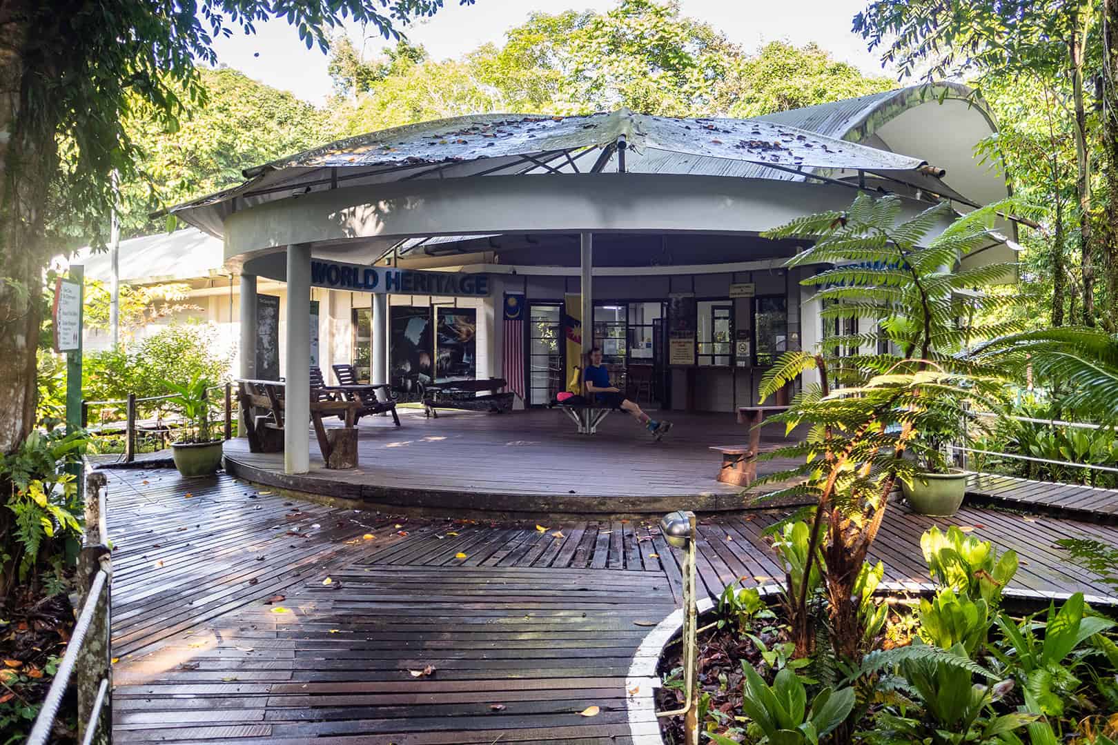 Hoofdgebouw Mulu Park HQ