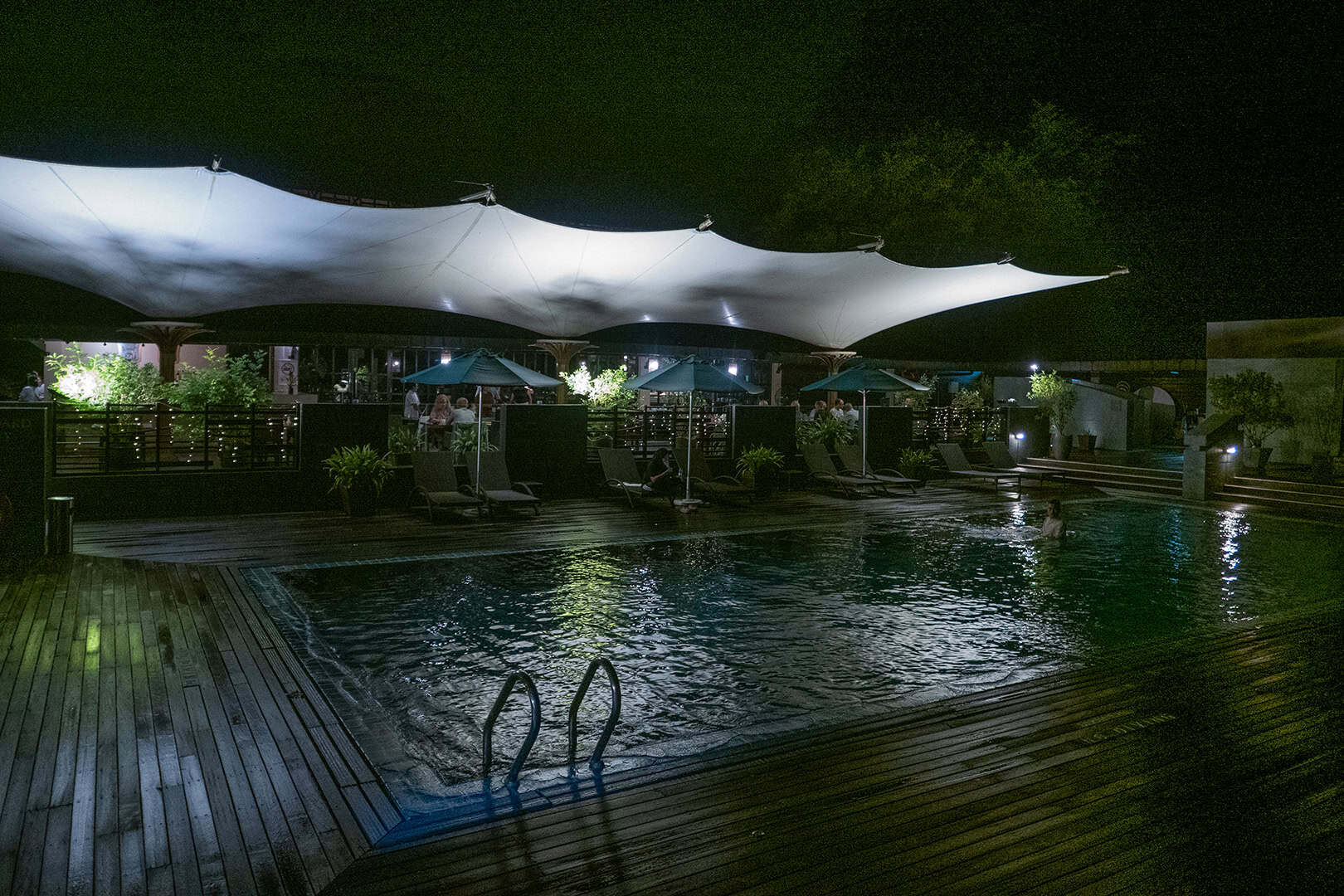 Zwembad Mulu Marriott Resort