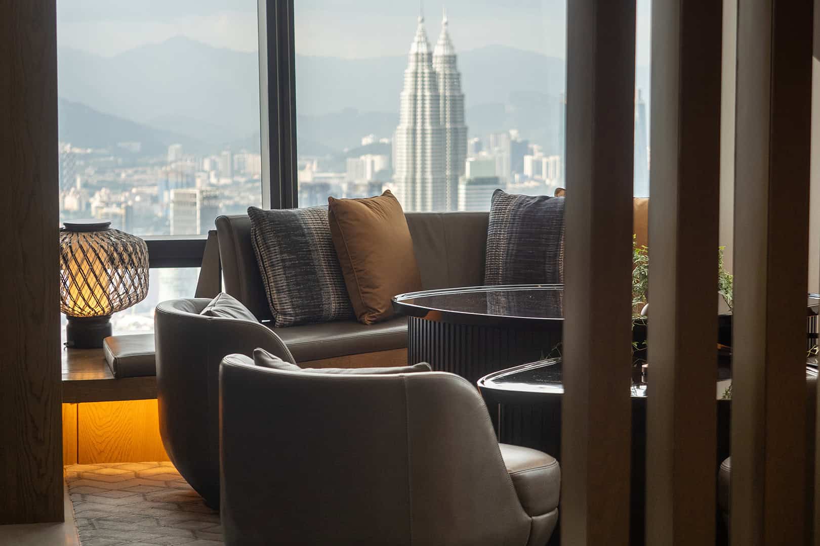Park Hyatt Hotel Kuala Lumpur: Chillruimte met uitzicht