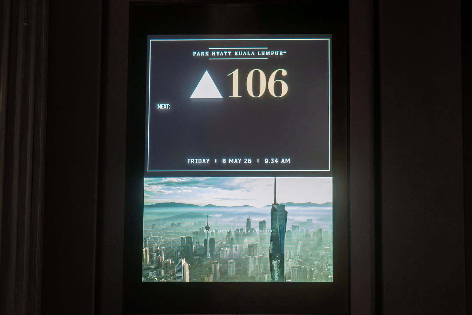 Park Hyatt KL: Lift