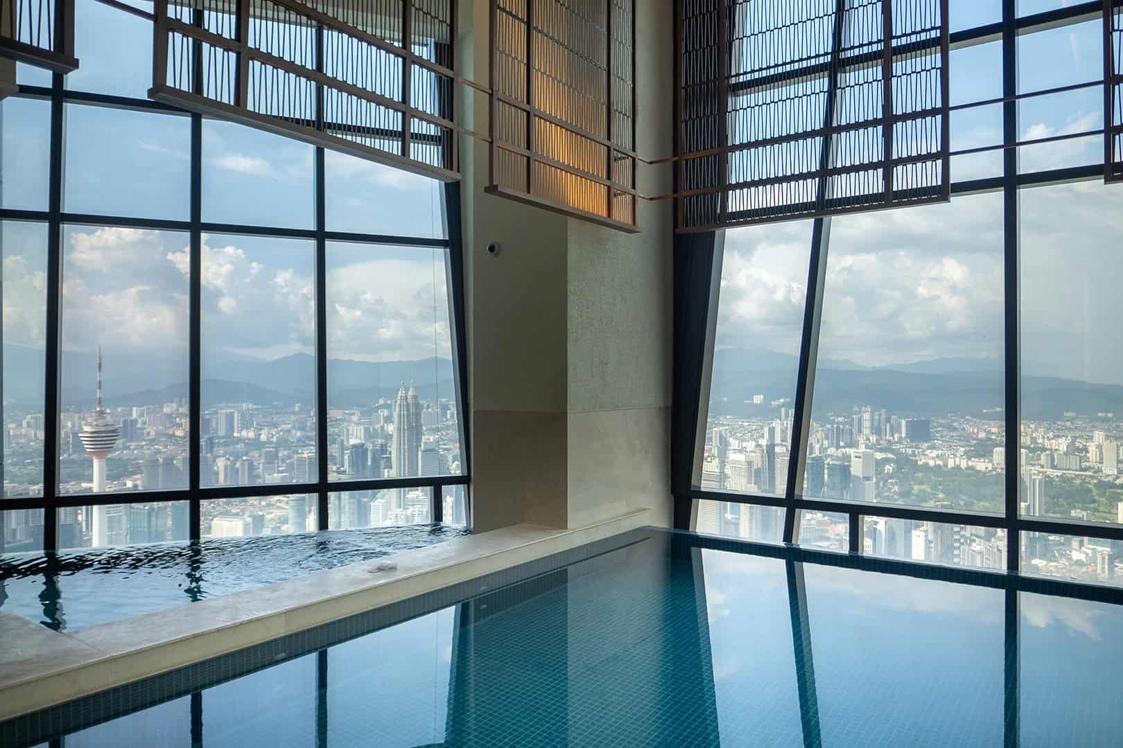 Park Hyatt KL: Zwembad