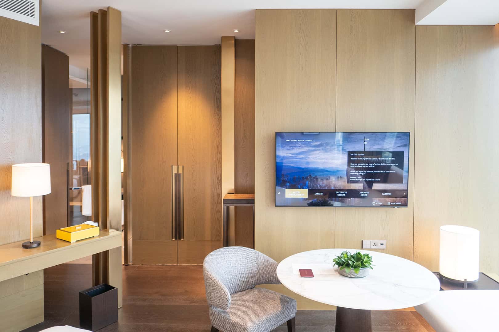 Hotelkamer Park Hyatt Kuala Lumpur: Living