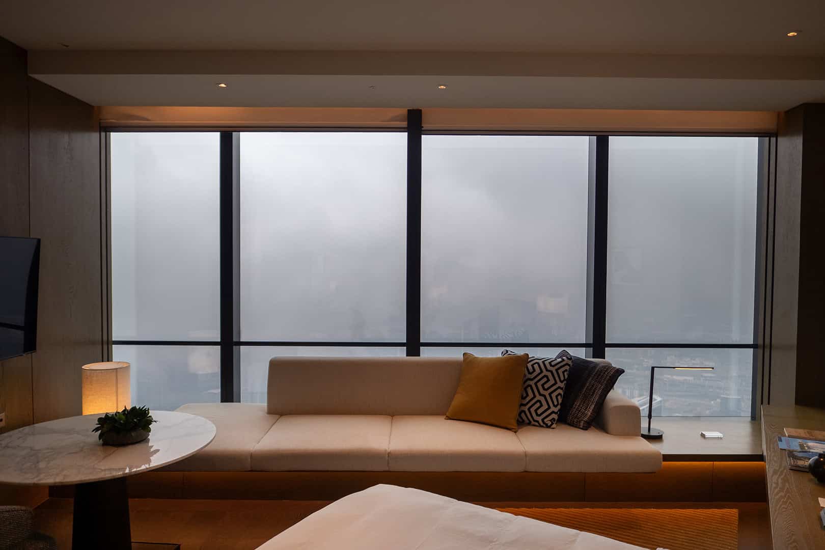 Hotelkamer Park Hyatt Kuala Lumpur: Grijs weer