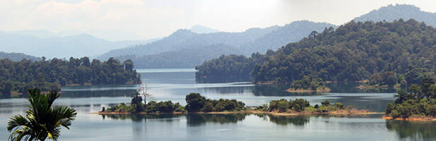 Lake Kenyir panorama 1