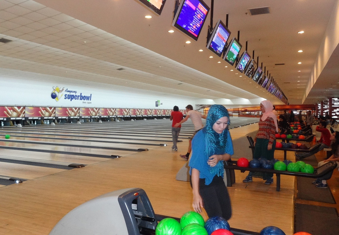 reisverslag-roan-bowling-baan-berjaya-times-square