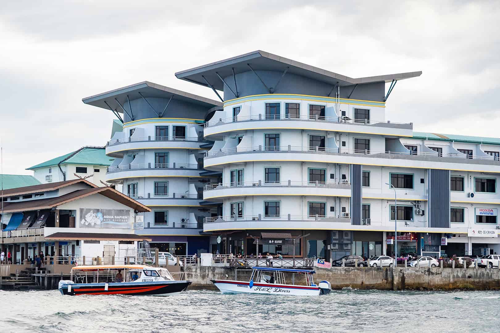 Seafest Hotel en winkelcentrum Semporna